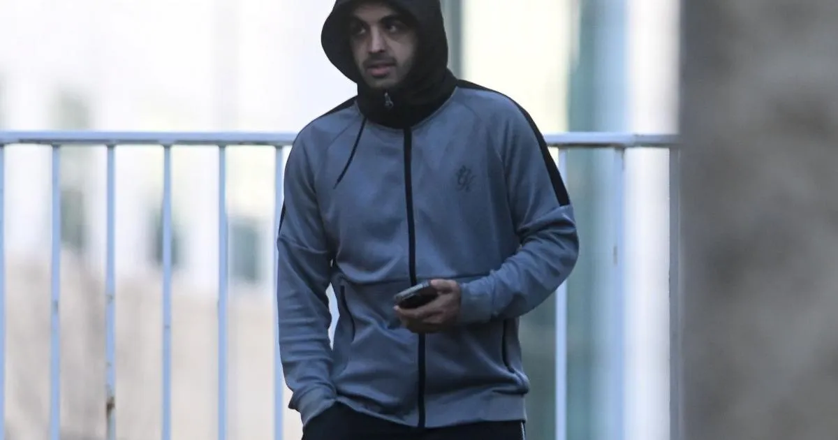 Bradford taxi driver loses licence amid fraud allegations